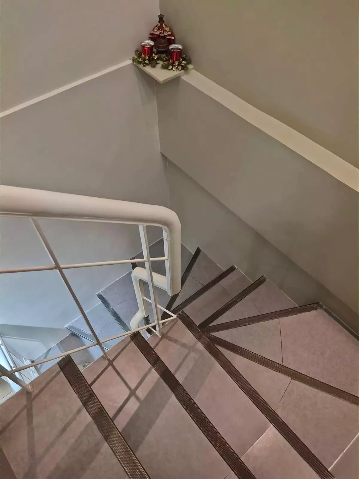 2BR Penthouse Persimmon for Rent — 2 Bedrooms in M. Borces Street, Cebu City, Central Visayas — Photo 3