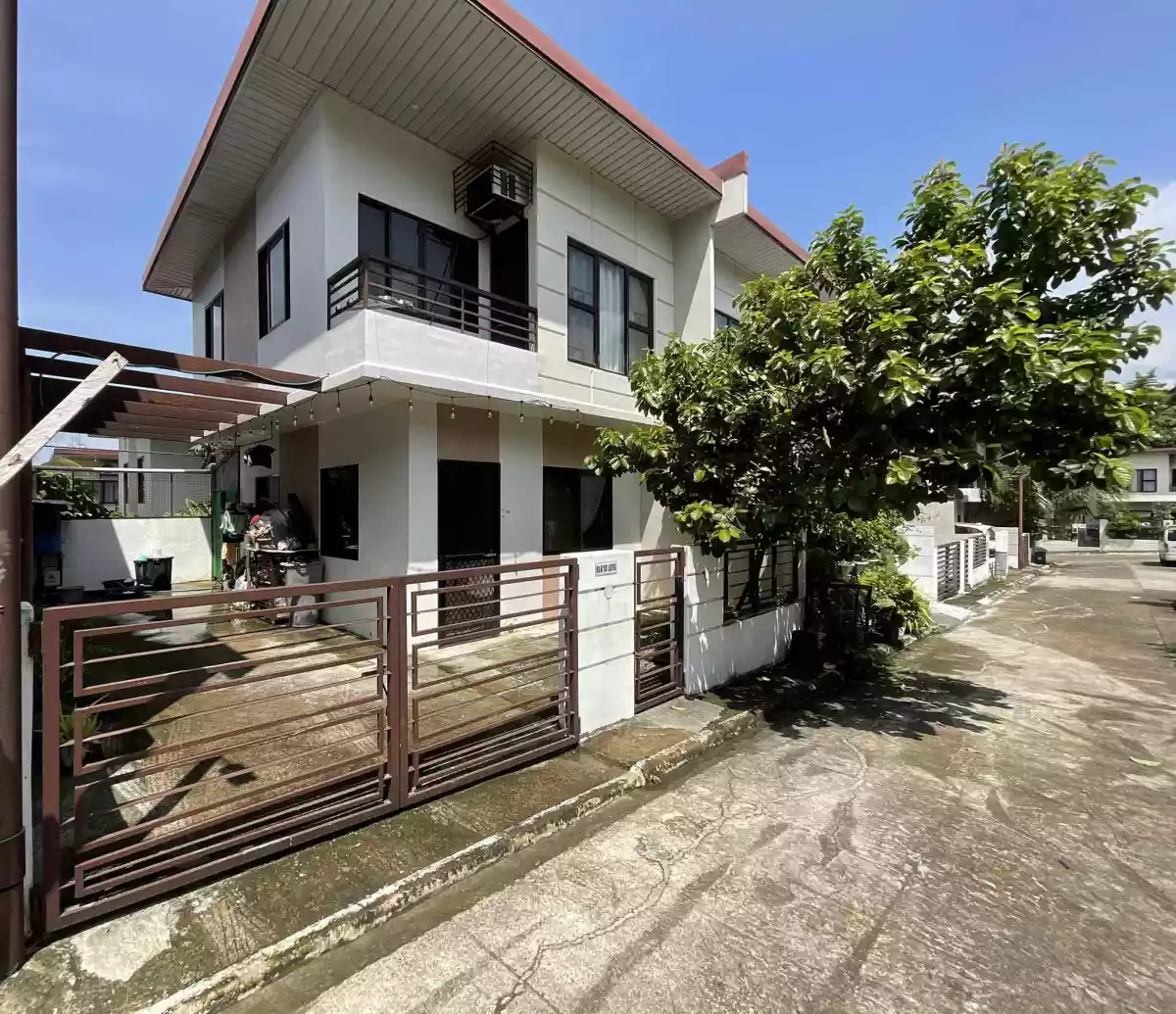 3 Bedroom House and Lot for Sale Mandaue City Cebu — House and Lot in Cebu, Philippines — Photo 3