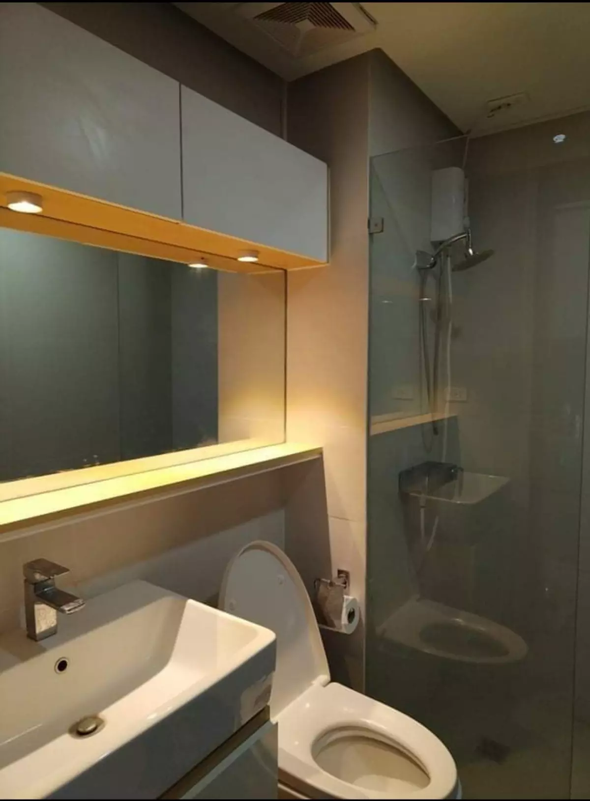 Studio Unit for Rent in Baseline Premier Condo, Cebu City — Studio in Capitol Site, Cebu City, Cebu — Photo 7