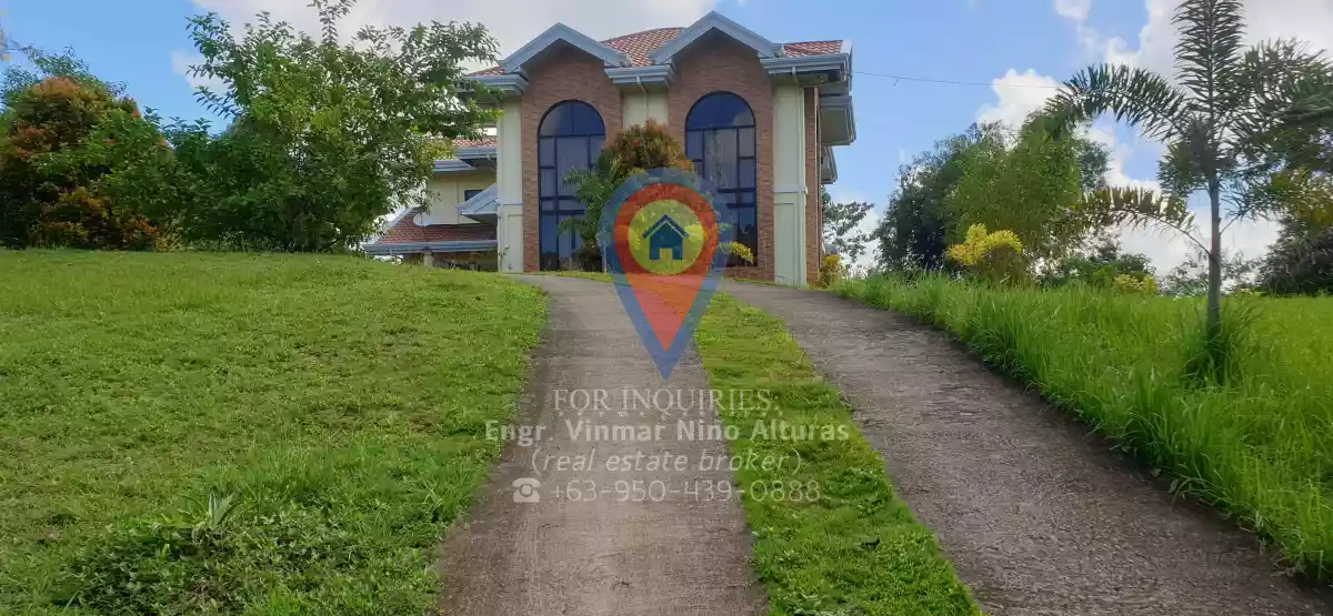 Overlooking House and Lot — House and Lot in Bohol, Philippines — Photo 2