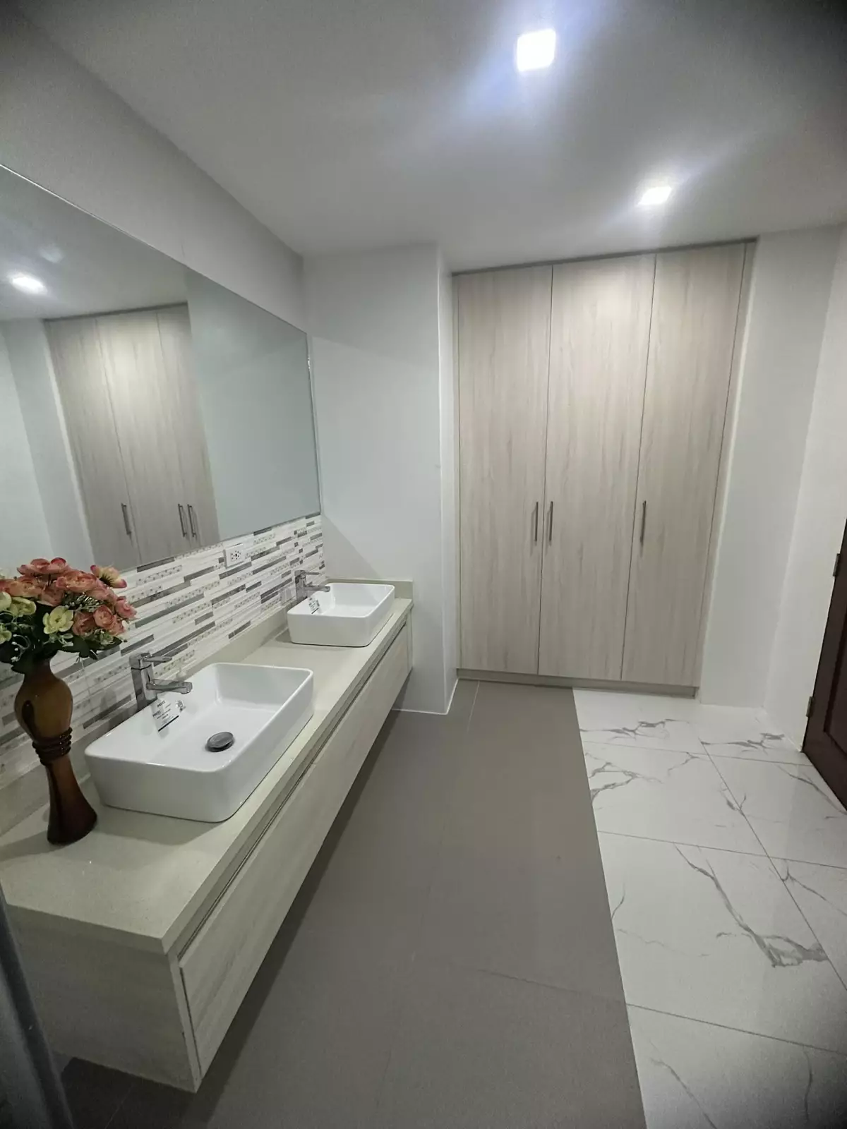 Open photo 12 of 14 — Overlooking Vista Grande House For Sale