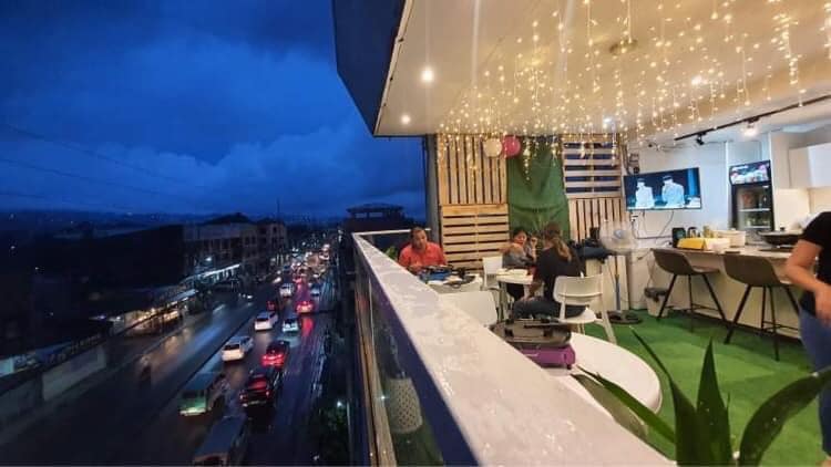 Whole Commercial Building For Rent - photo 3