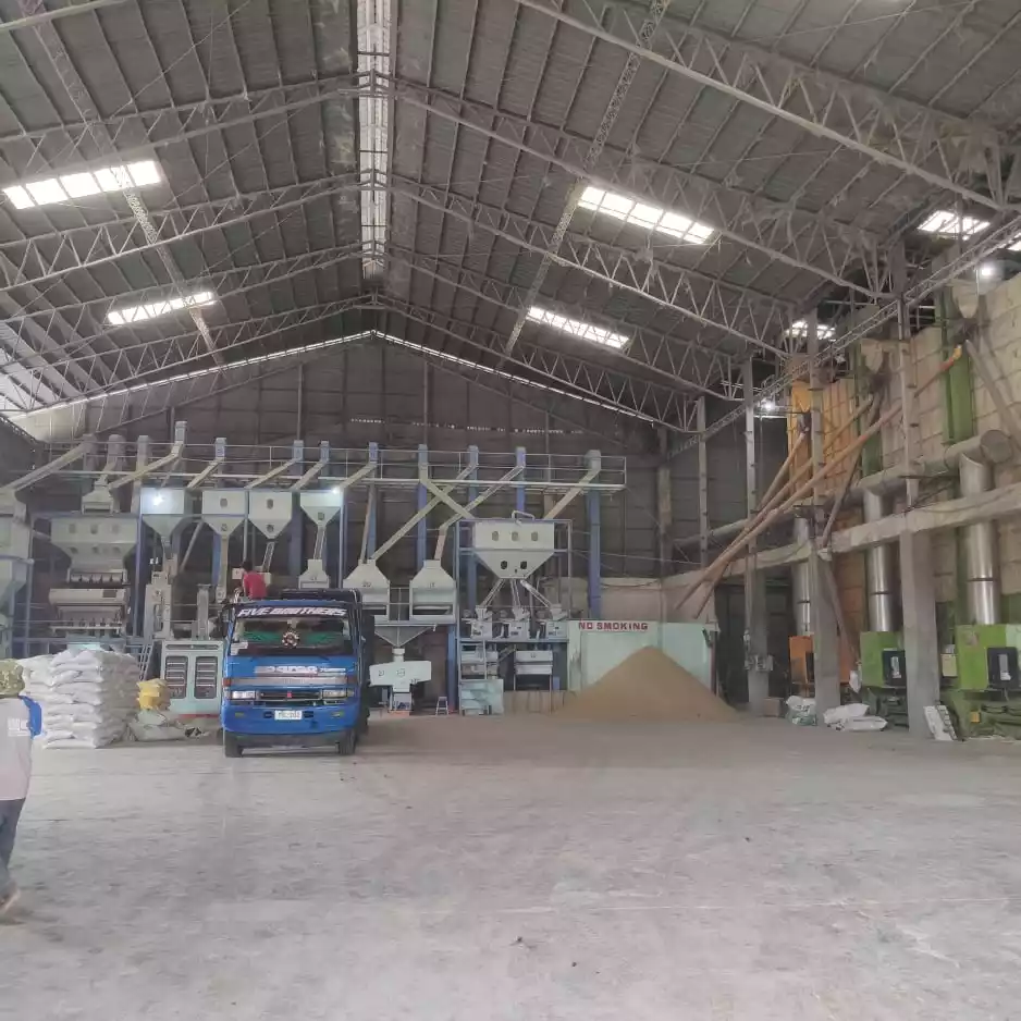 2 Has Lot with Rice Mill ,Sorter and Hammer mill  - photo 6