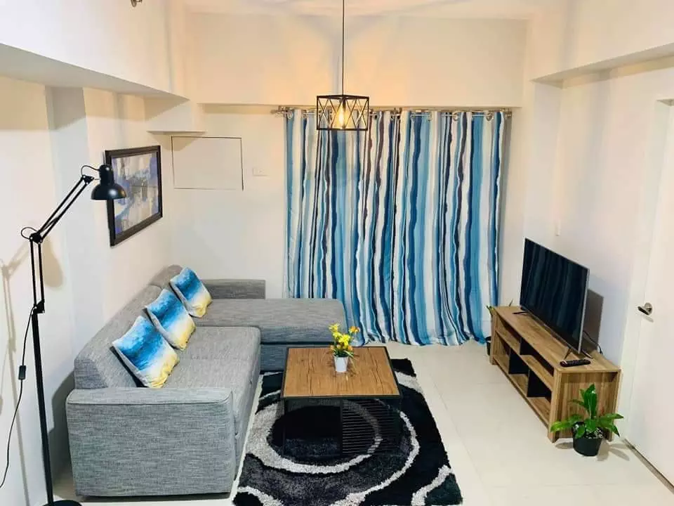2BR with Balcony in Sundance for Rent - photo 2