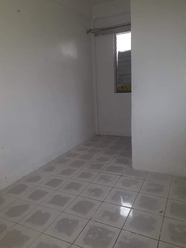INCOME GENERATING BOARDING HOUSE AND LOT IN CEBU — House and Lot in Cebu City, Cebu, Philippines — Photo 4
