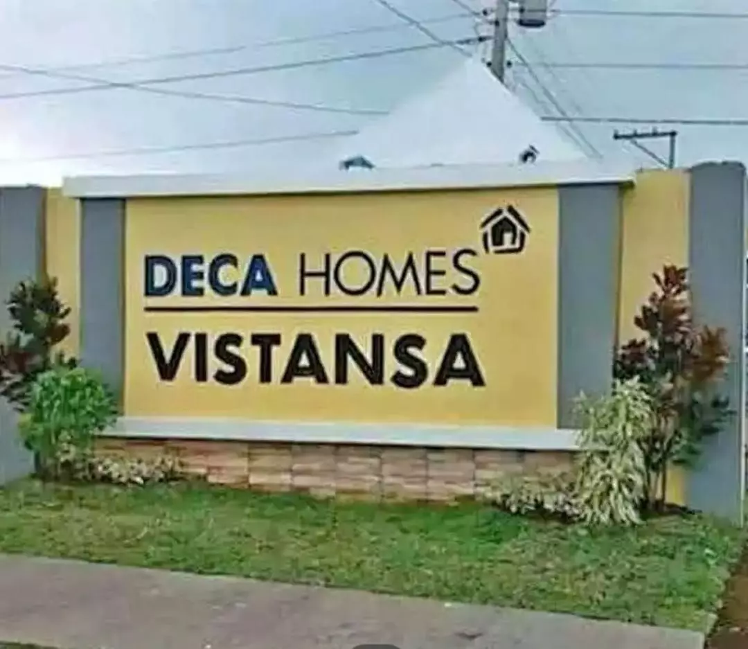 DECA HOMES VISTANSA SUBDIVISON ROWHOUSE FOR SALE!! — House and Lot in Naga, Camarines Sur, Philippines — Photo 2