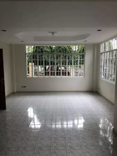 For Sale house Inside subd. In Talamban Proper — House and Lot in Cebu City, Cebu, Philippines — Photo 3