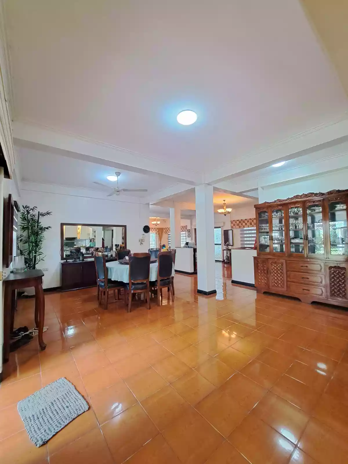 HOUSE AND LOT FOR SALE IN PILI, CAM. SUR — House and Lot in Pili, Camarines Sur, Philippines — Photo 5