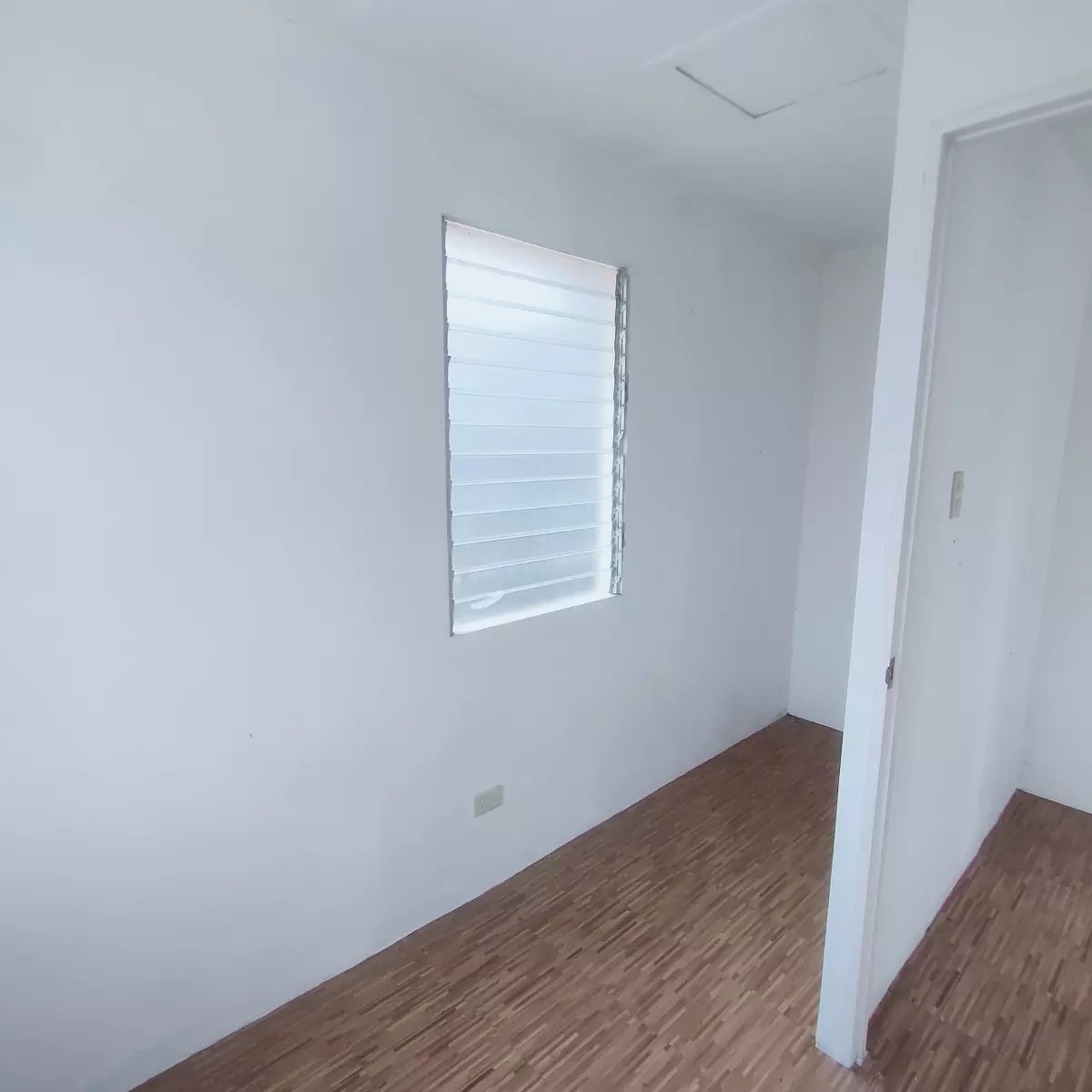 Bacoor Cavite House and Lot - Corner Lot - photo 3