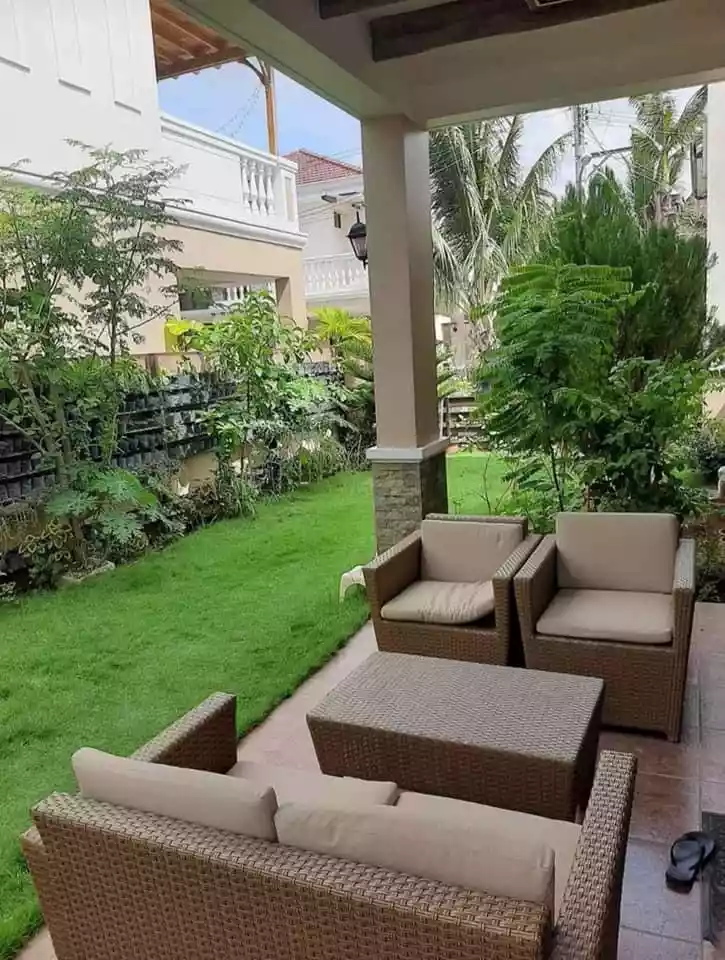For Sale Italian Inspired House and lot in Fonte Versailes — House and Lot in Minglanilla, Cebu, Philippines — Photo 2