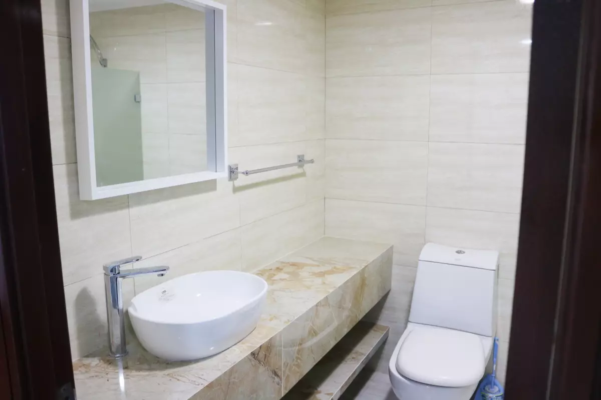 Open photo 16 of 16 — For Sale or Rent: Luxe Fully-furnished 3-Bedroom Unit with Maids Quarter & Parking at Avalon in Cebu Business Park