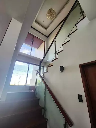 Open photo 16 of 23 — 4-Bedroom Apartment for Sale in Talisay, Cebu