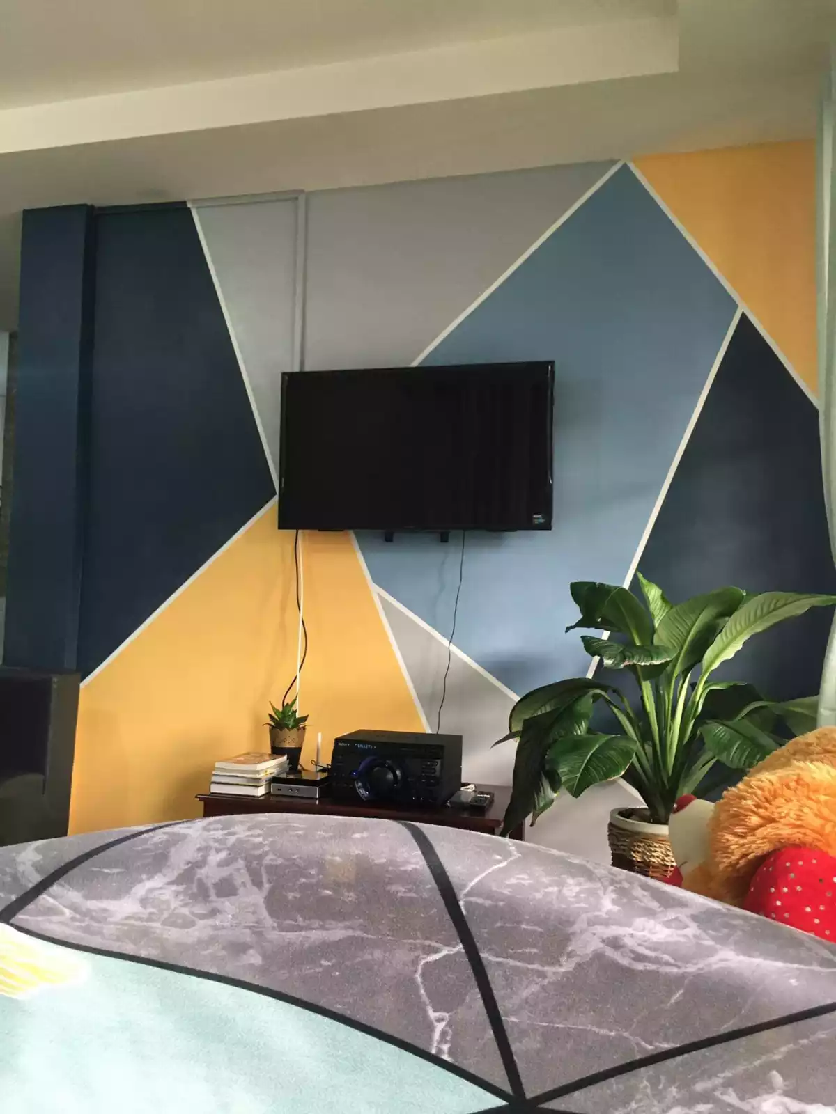 Beautiful 3 Bedroom House at Windsor Heights for Assume - photo 2