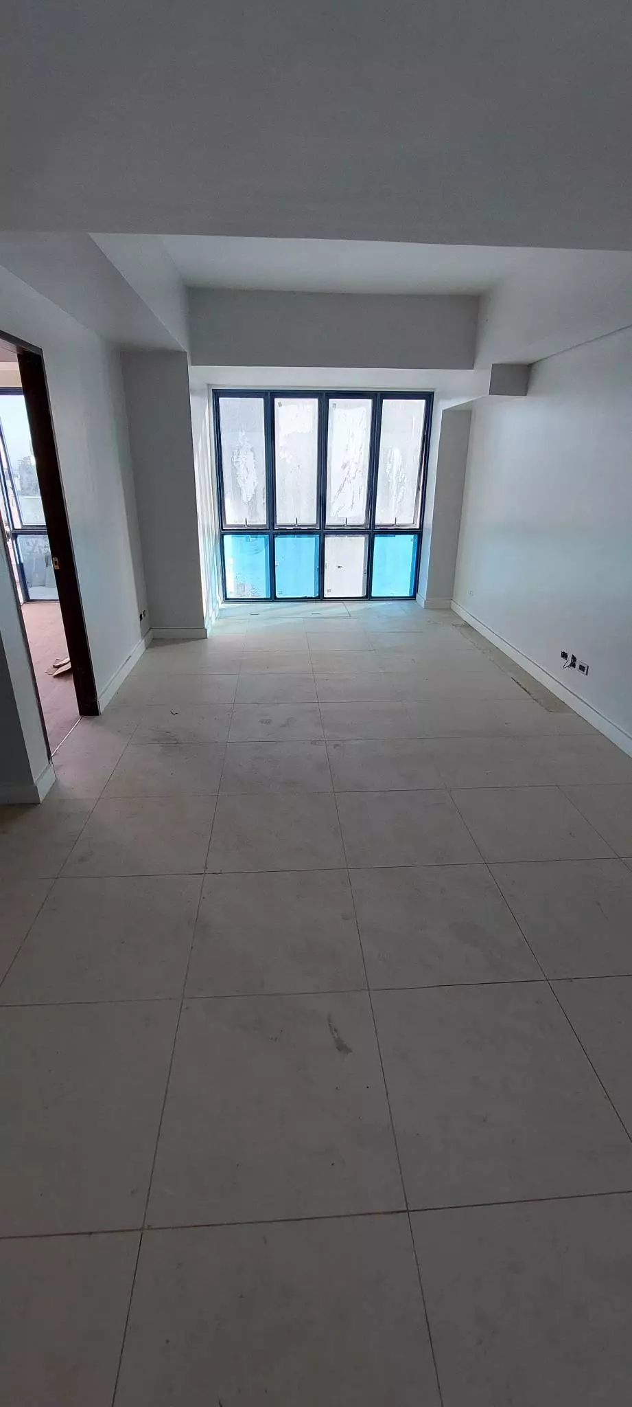 For Assume 1 Bedroom Unit Ready for Occupancy - photo 5