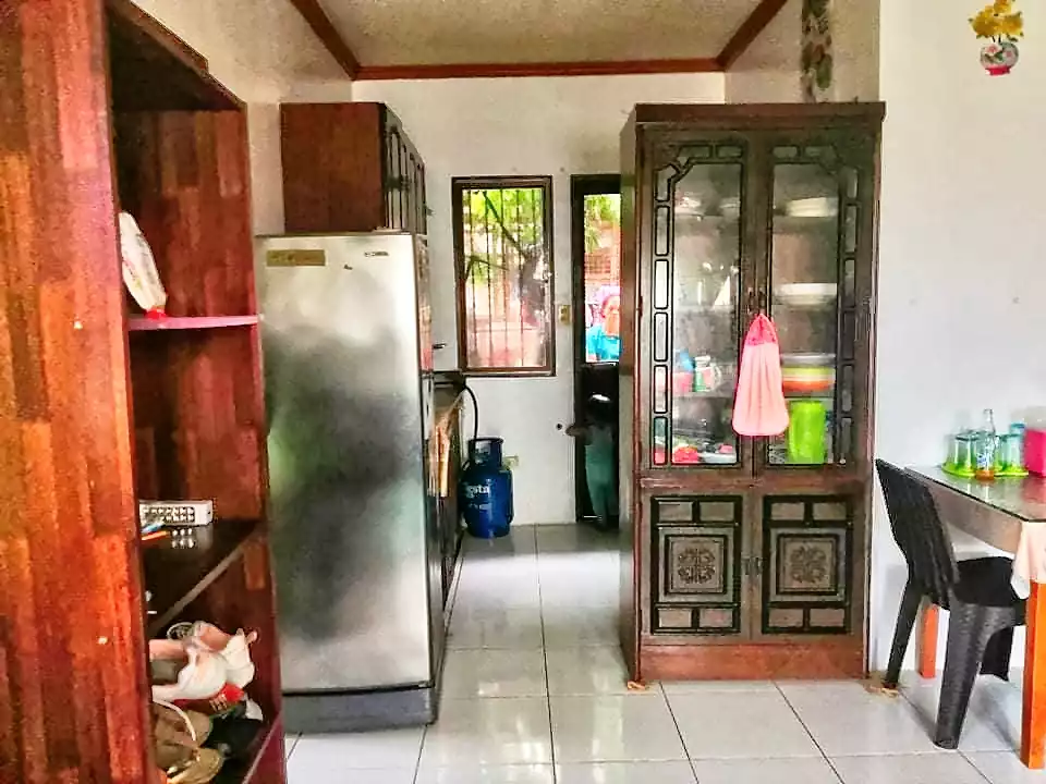 Income-Generating Duplex 2BR Apartment in Mambaling, Cebu - photo 6