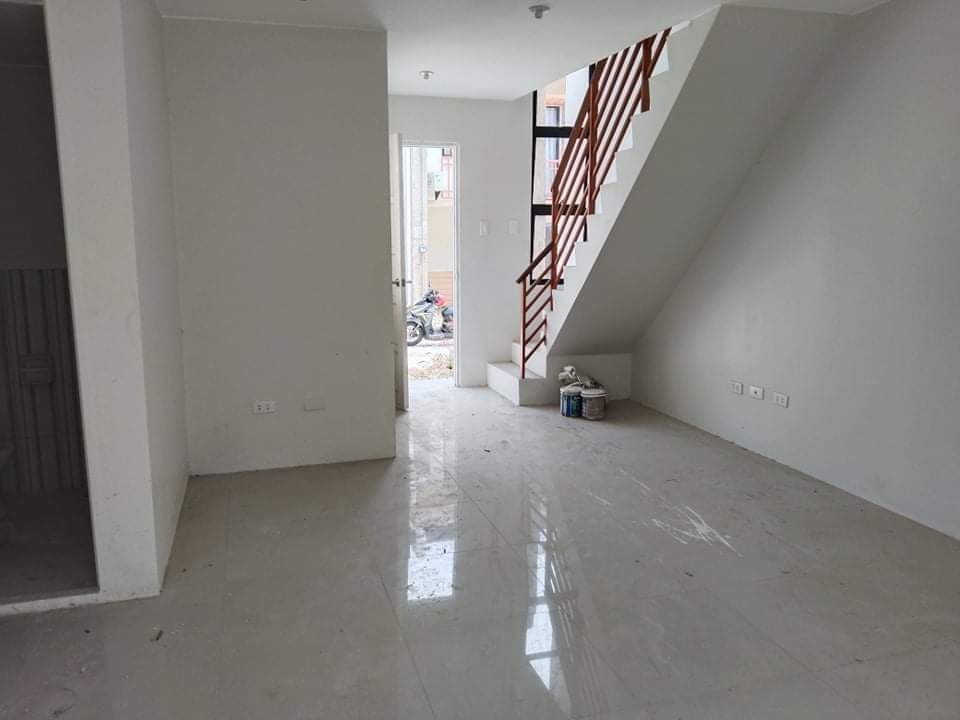 FOR ASSUME CASAMIRA SOUTH NAGA CEBU - photo 5