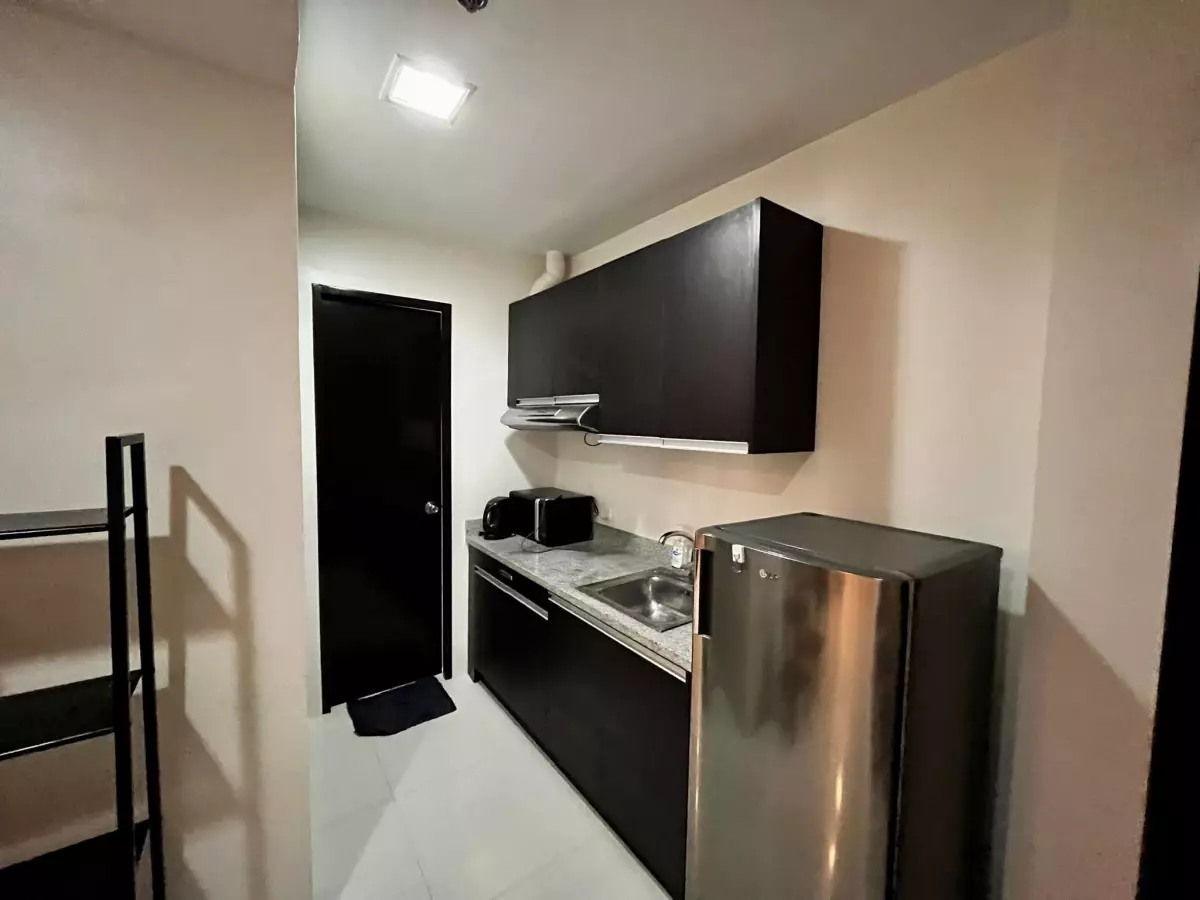 Bamboo Bay For Rent ll Rent to Own Furnished 1BR with Parking - photo 3