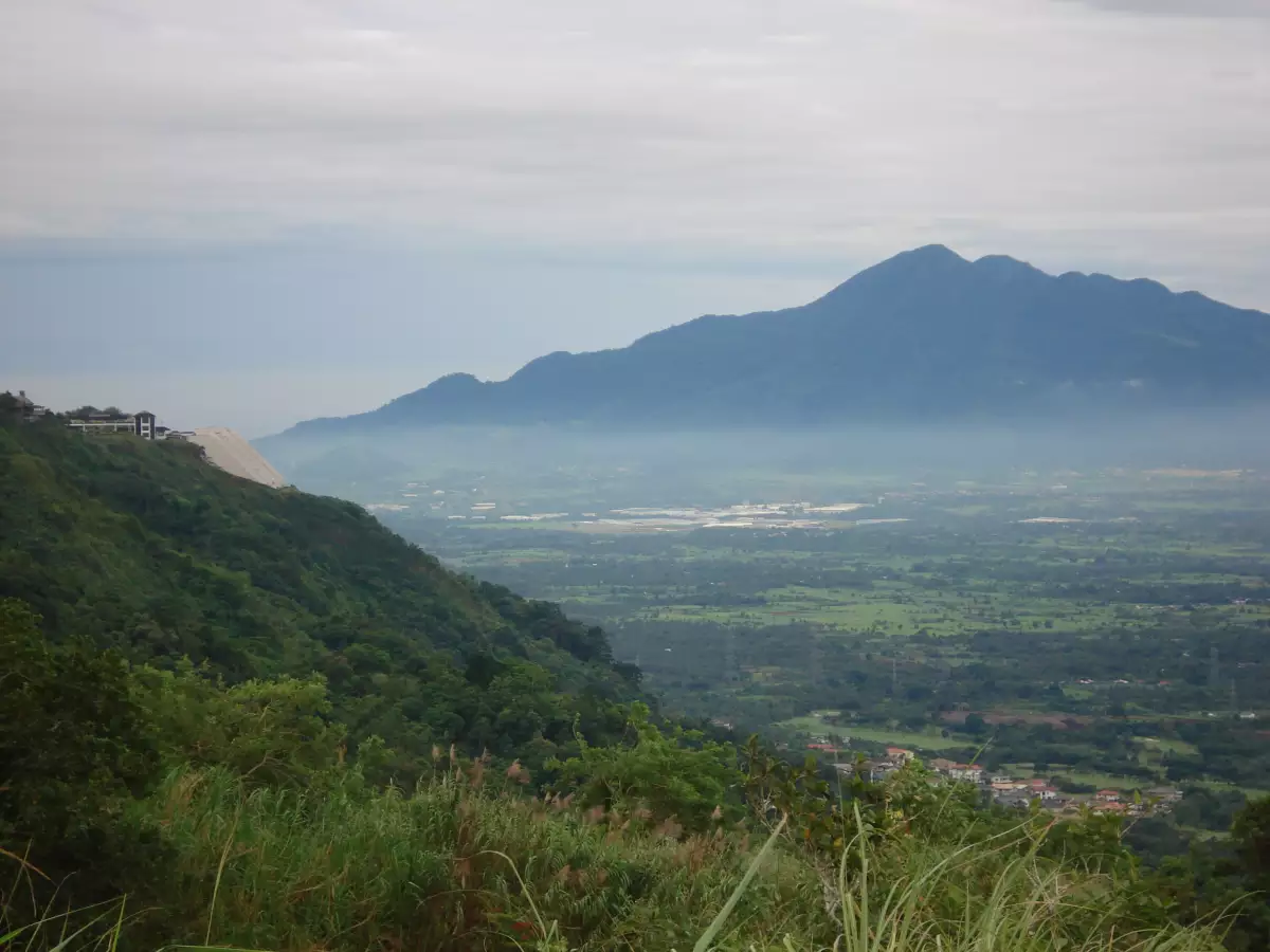 Tagaytay 18 Hectares Lot (Subdivided into 3 Titled Lots) - photo 6
