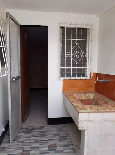3 bedroom House with garage and balcony