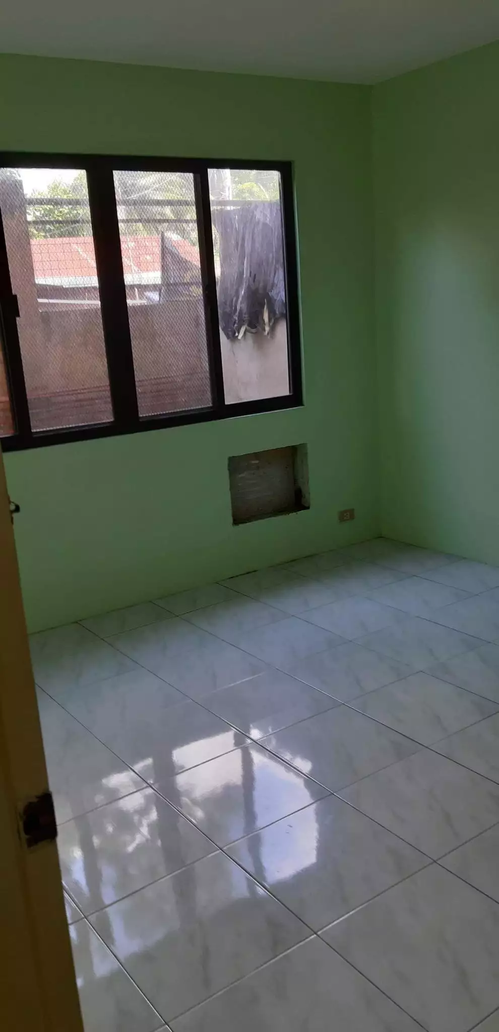 3 bedrooms  unfurnished apartment for rent in Casuntingan Mandaue City Cebu - photo 3