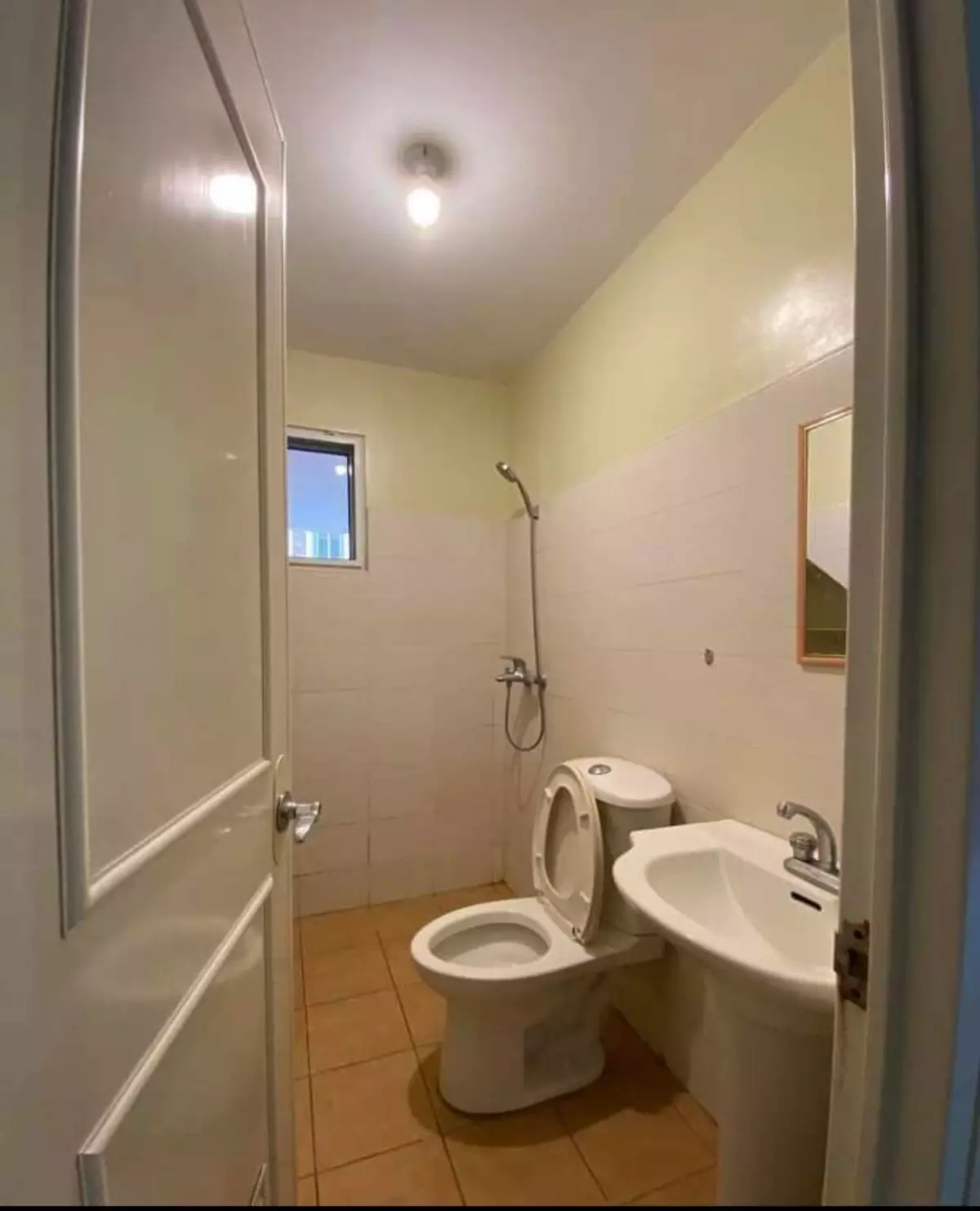 Open photo 12 of 14 — Townhouse For Sale