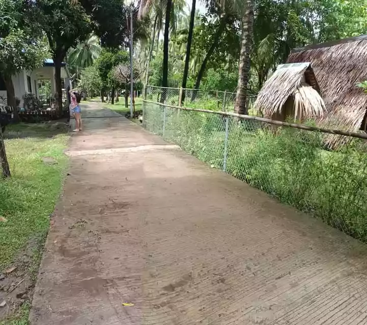 Maayong tubig dauin near the beach lot