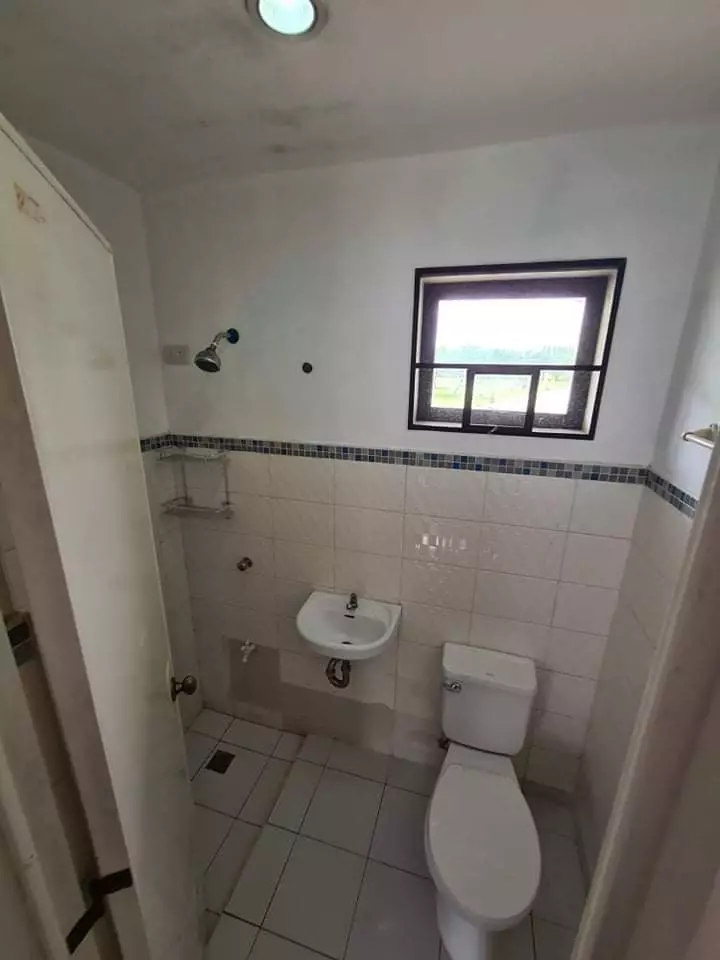 Townhouse For Sale — Townhouse in Cebu, Philippines — Photo 2
