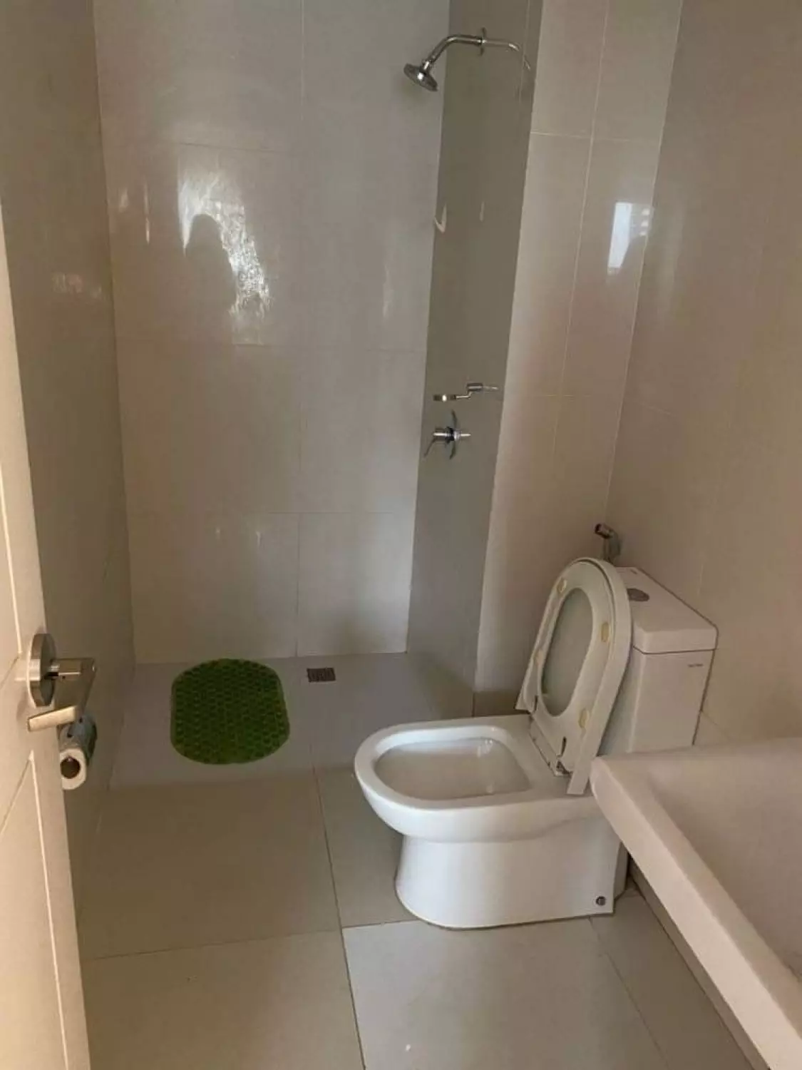 Grand Cenia 1 Bedroom Condo Unit Fully furnished - photo 4