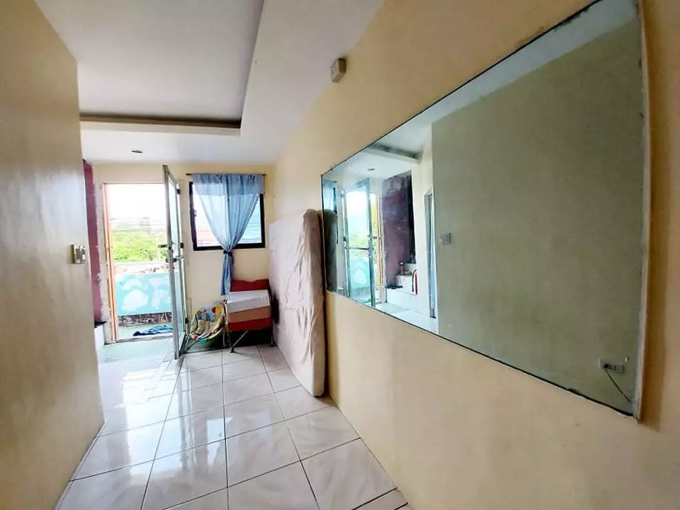 Commercial Building - photo 5