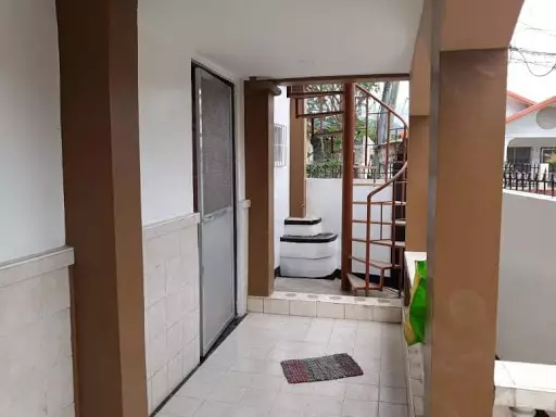 Open photo 17 of 27 — 3 bedroom House with garage and balcony