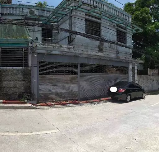 House and Lot in Quezon City for Sale