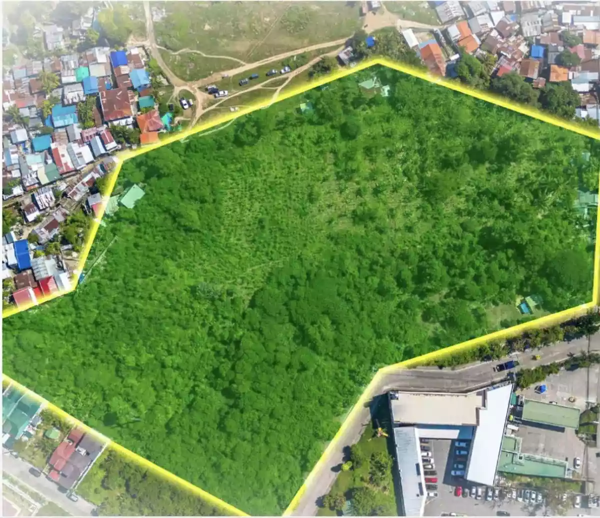 LAWAAN COMMERCIAL PROPERTY FOR SALE HOLDS NATIONAL HIGHWAY — Space in Talisay, Cebu, Philippines — Photo 4