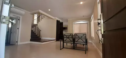 For Sale inside Maria Luisa Banilad 