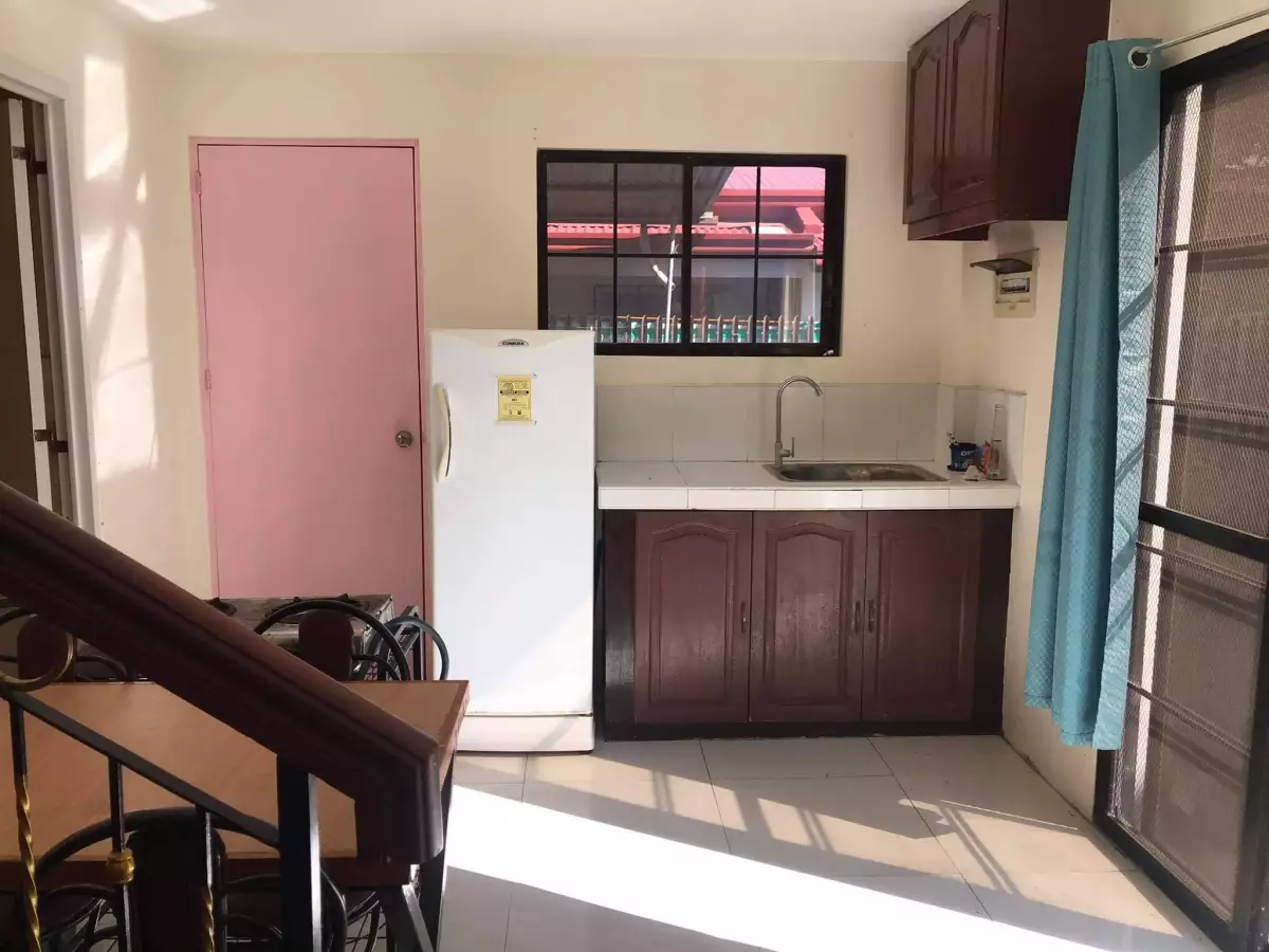 For rent — House and Lot — Photo 3