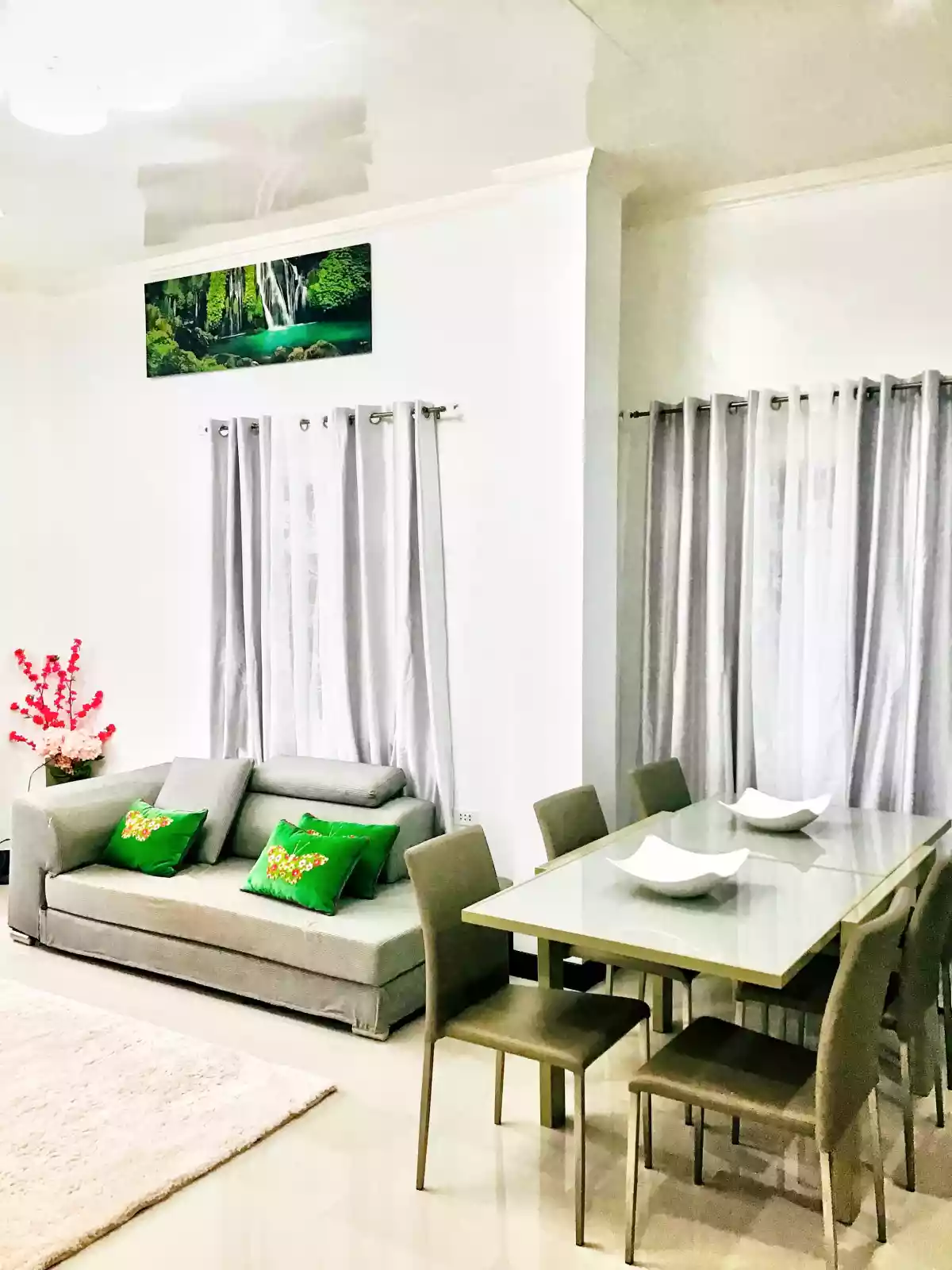 FULLY-FURNISHED 3-Storey,  4BR Modern Single Detached House & Lot in San Carlos Heights, Quiot Pardo - photo 2