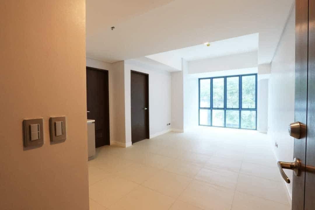For Assume 1 Bedroom Unit Ready for Occupancy - photo 6