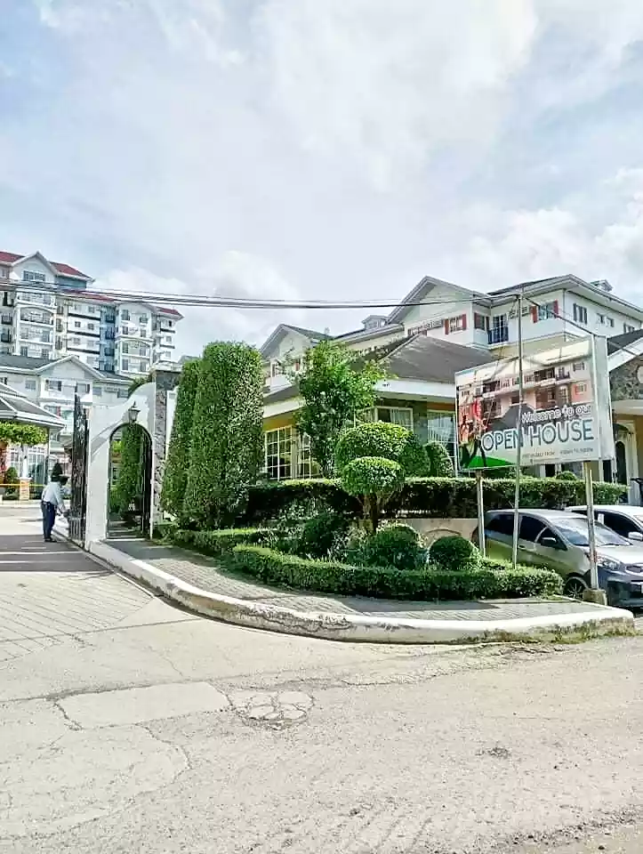 RUSH SALE Fully-Furnished Villa 1BR Condo For Sale at AppleOne Banawa Heights - photo 5