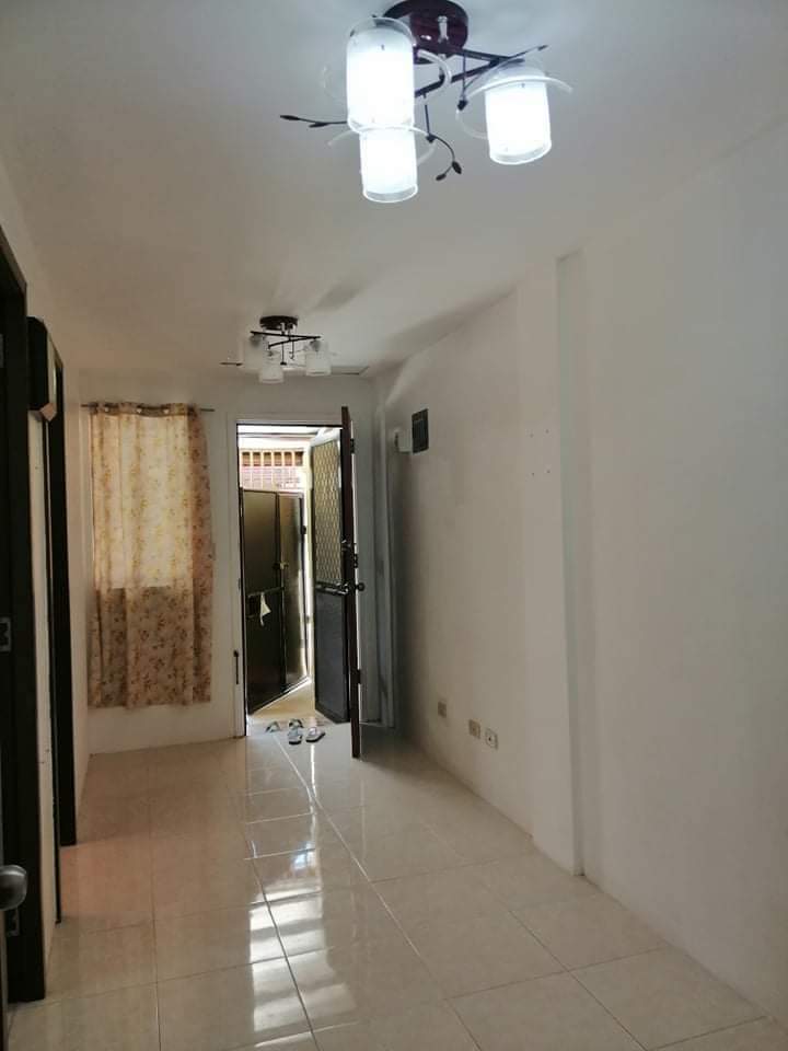 House and Lot for SALE — House and Lot in Lapu-Lapu City, Cebu, Philippines — Photo 3