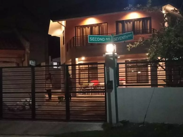 FOR SALE HOUSE WITH POOL IN AGRO MACRO MANDAUE PHASE 1 — House and Lot in Agro-Macro, 6th Ave, Mandaue City — Photo 2