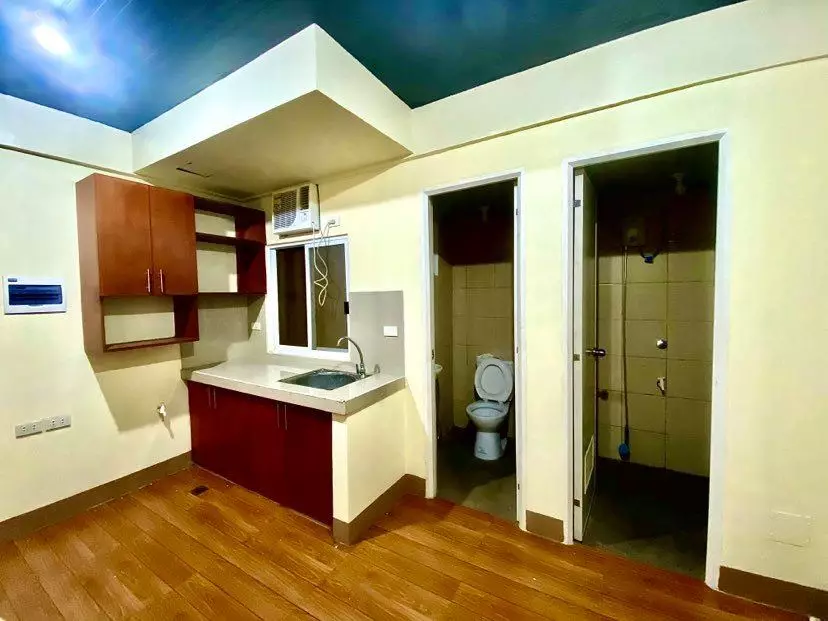 ð…ðŽð‘ ð‘ð„ðð“ ð–ð‡ðŽð‹ð„ ðð®ð¢ð¥ðð¢ð§ð  (Location: Bangkal, Makati City) — Building in Makati, Metro Manila, Philippines — Photo 4