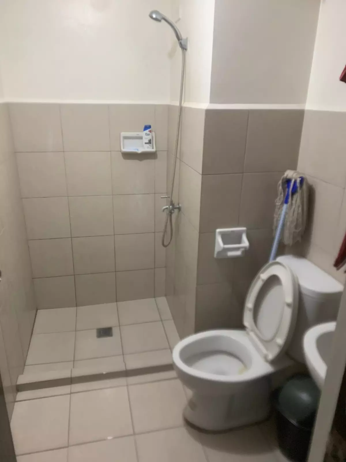 Condominium studio unit for rent — Studio in Salvador Street, Cebu City, Central Visayas — Photo 5