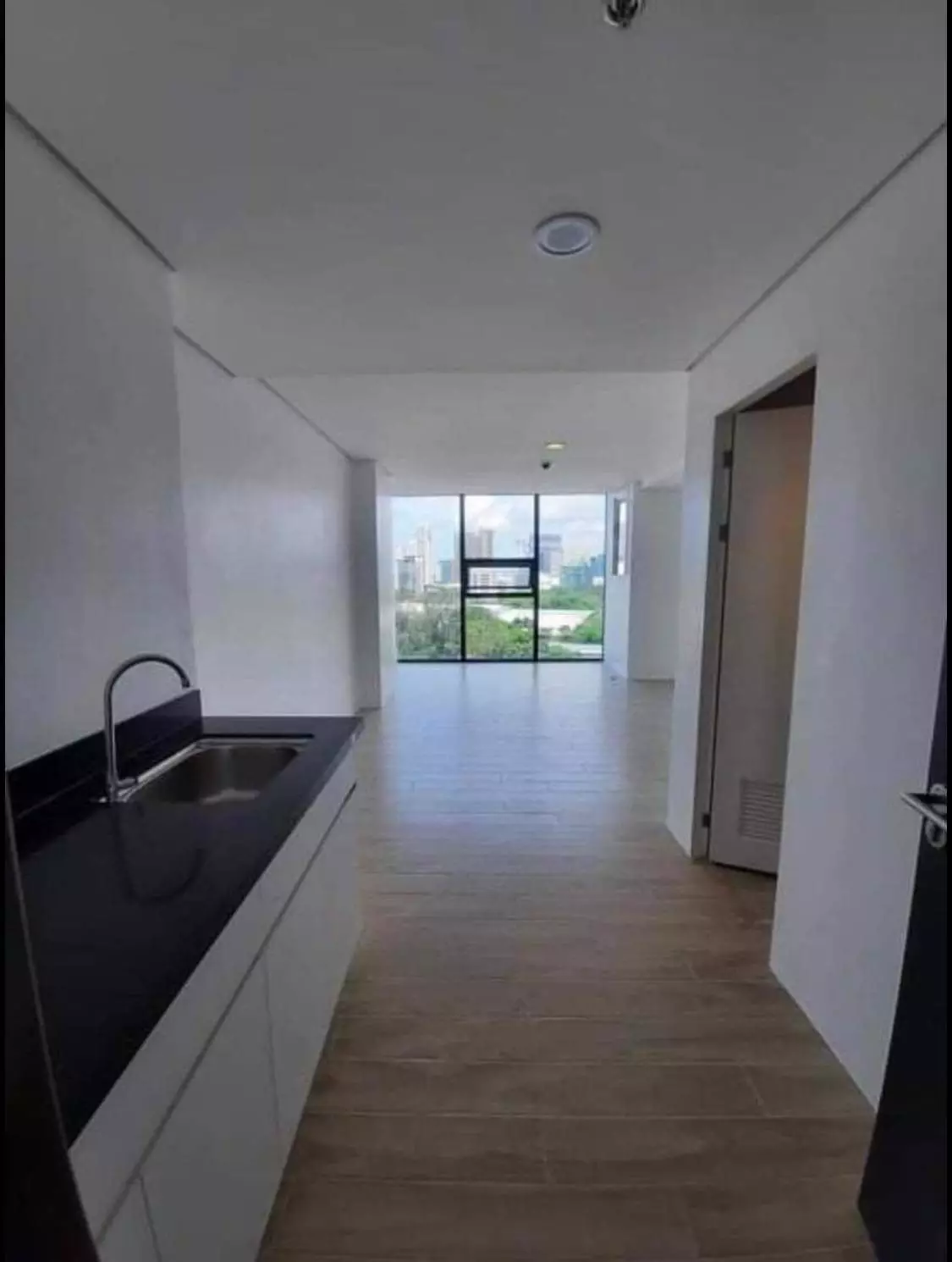 HOME OFFICE STUDIO SUITES  - photo 4