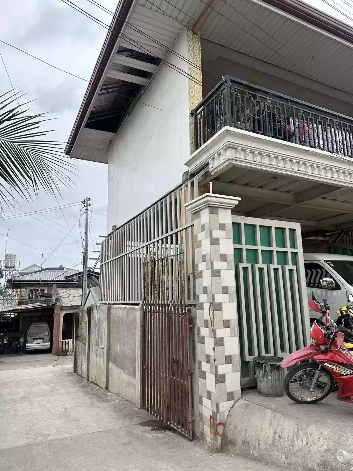 Open photo 11 of 12 — House & Lot / Commercial Space for Sale