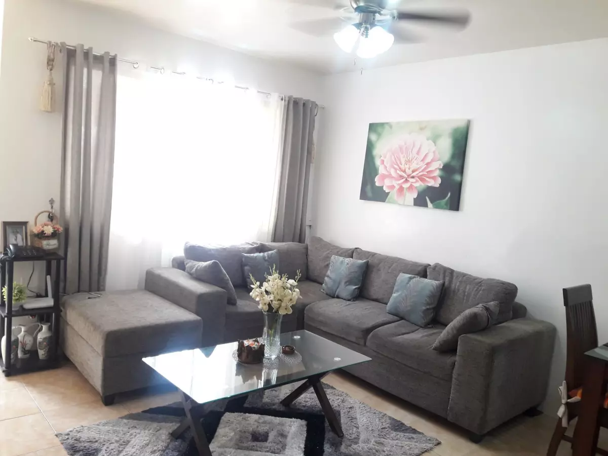 FOR ASSUME HOUSE AND LOT IN VILLA AZALEA, COTCOT LILOAN CEBU — House and Lot in Liloan, Cebu, Philippines — Photo 6