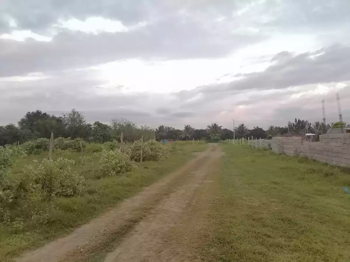 880sqm Vacant Lot in Diversion Mabuhay