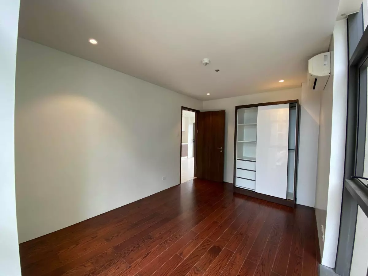 Open photo 12 of 14 — Tambuli Resort Condo for Sale