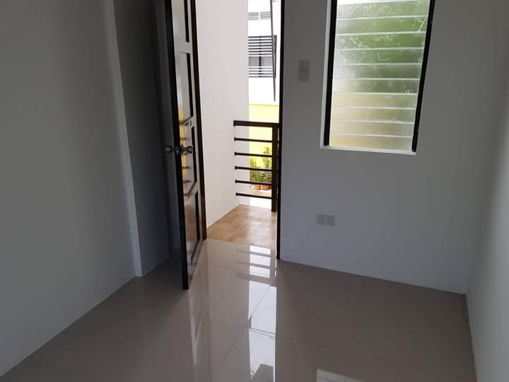 House and Lot for Sale inside Subdivision - photo 4
