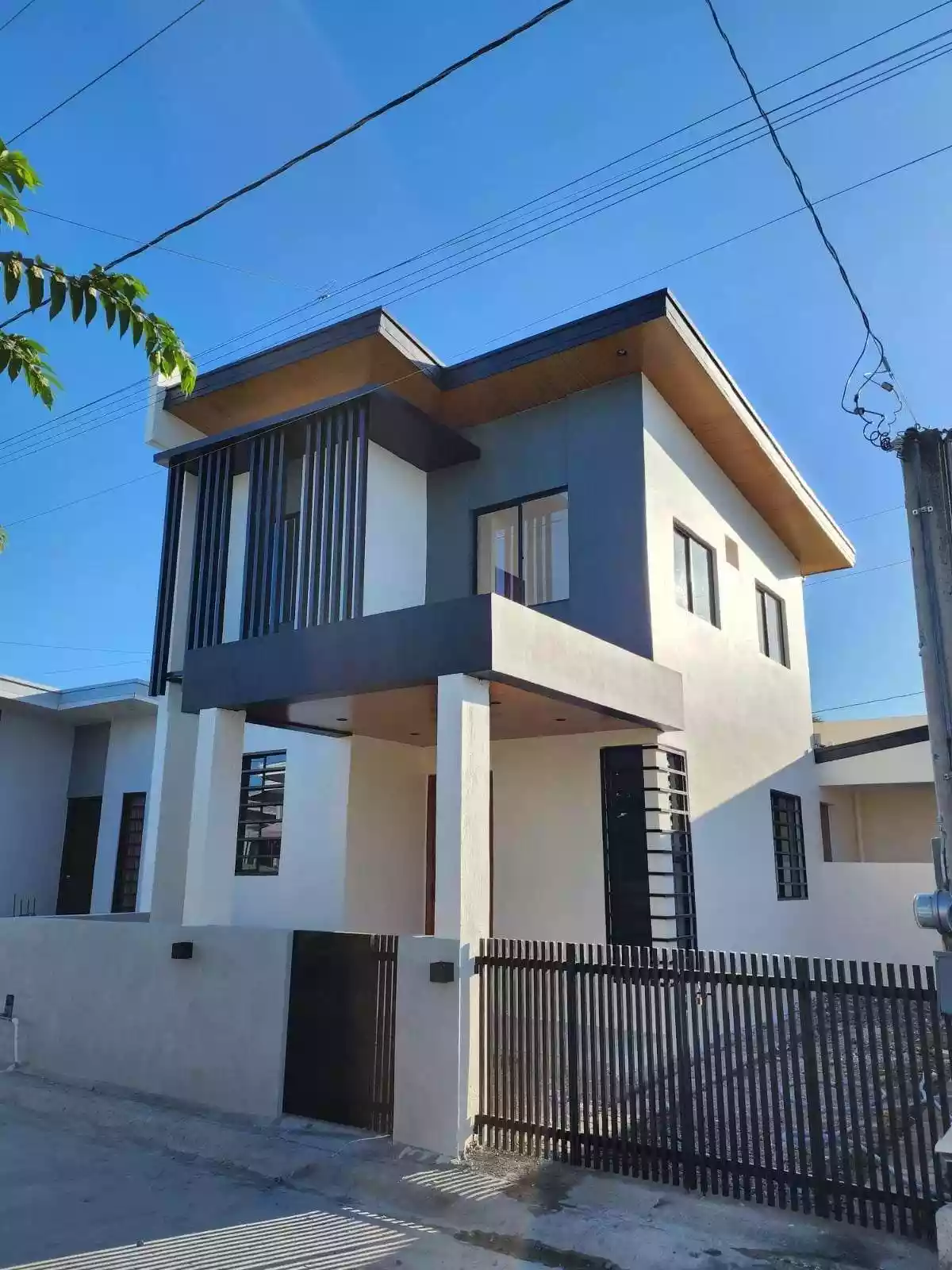 Brand New, Fully Renovated : 2 Storey House and Lot in General Trias, Cavite by Ayala Land — House and Lot in Arnaldo Highway, General Trias, Cavite — Photo 4