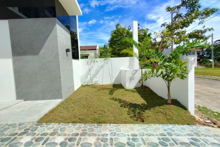 FOR SALE 2-STOREY SINGLE DETACHED HOUSE AND LOT — House and Lot in Cebu, Philippines — Photo 7