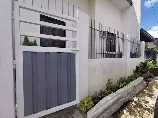 Rush House and Lot for Sale — House and Lot in Pine Street, Bacolod, Negros Occidental — Photo 3